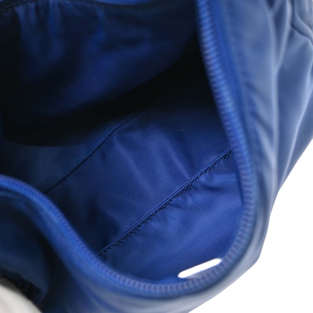 Prada Re-Edition 2000 Nylon Blue Nylon Shoulder Bag Bag (Pre-Owned)