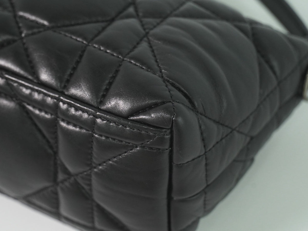 Christian Dior Diortravel Nomad Macrocannage Quilt Calfskin Black Leather Clutche & Pouche Bag (Pre-Owned)