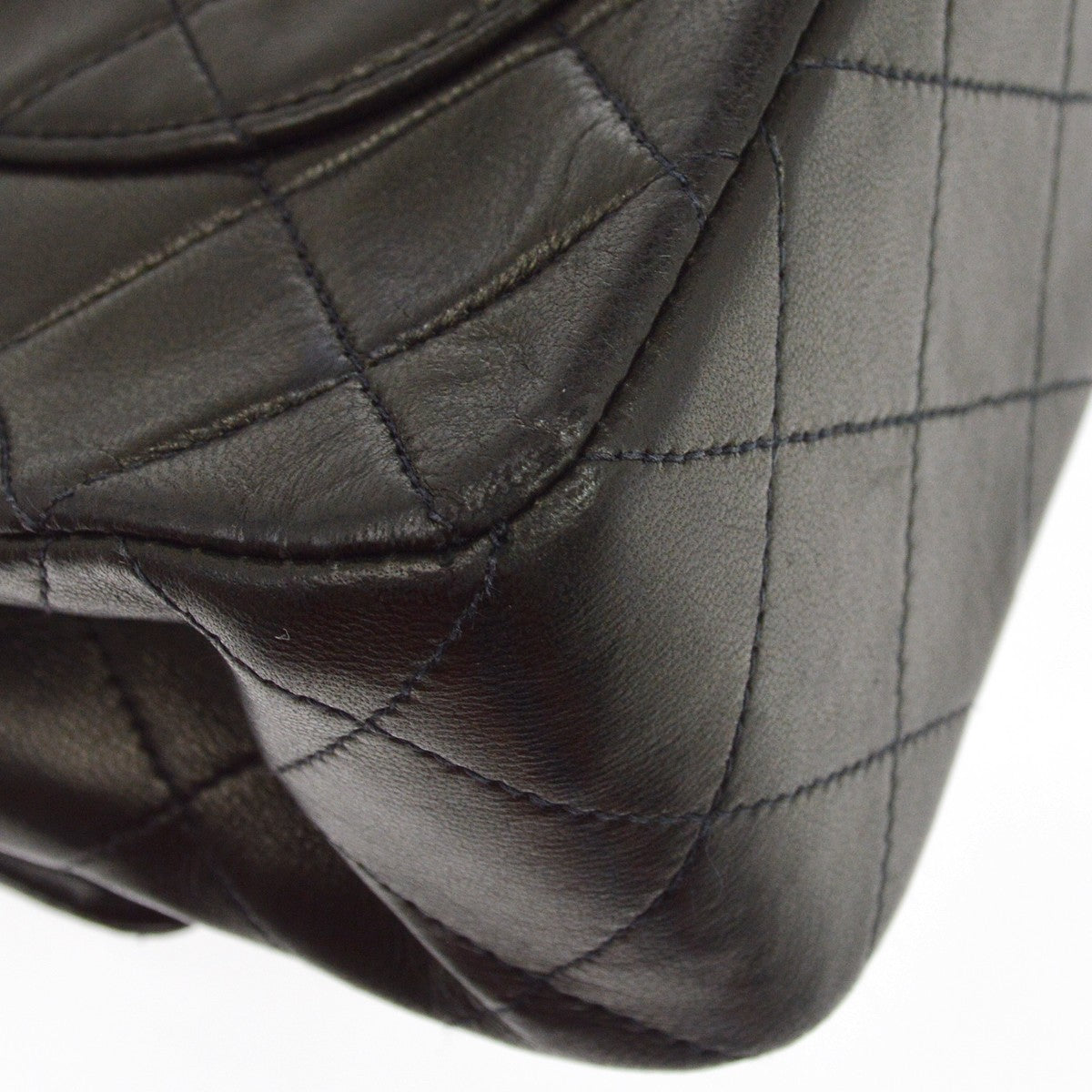 Chanel Classic Flap Quilted Lambskin Black Leather Handbag (Pre-Owned)