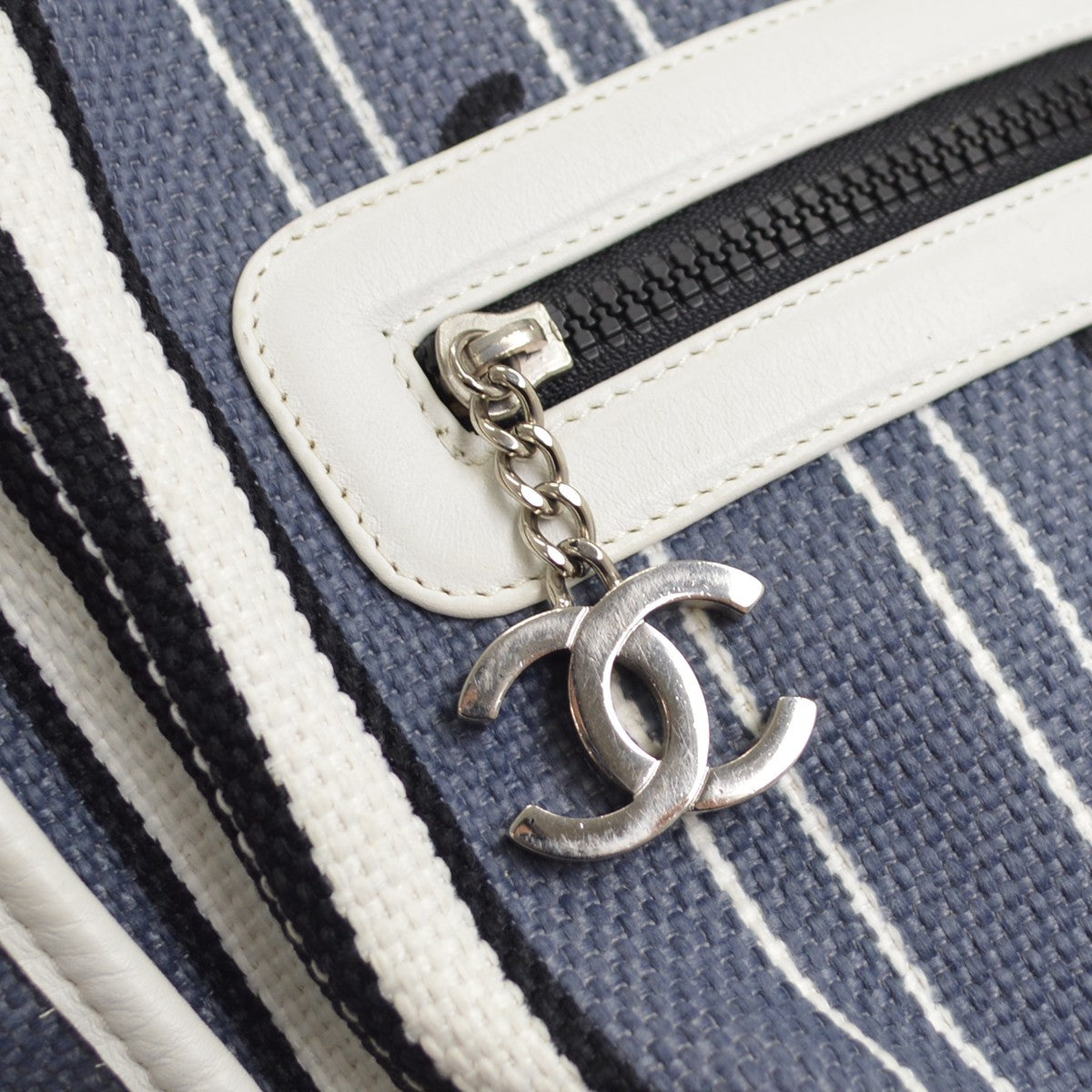 Chanel Vintage Pocket Striped Canvas Multicolour Canvas Tote Bag Bag (Pre-Owned)