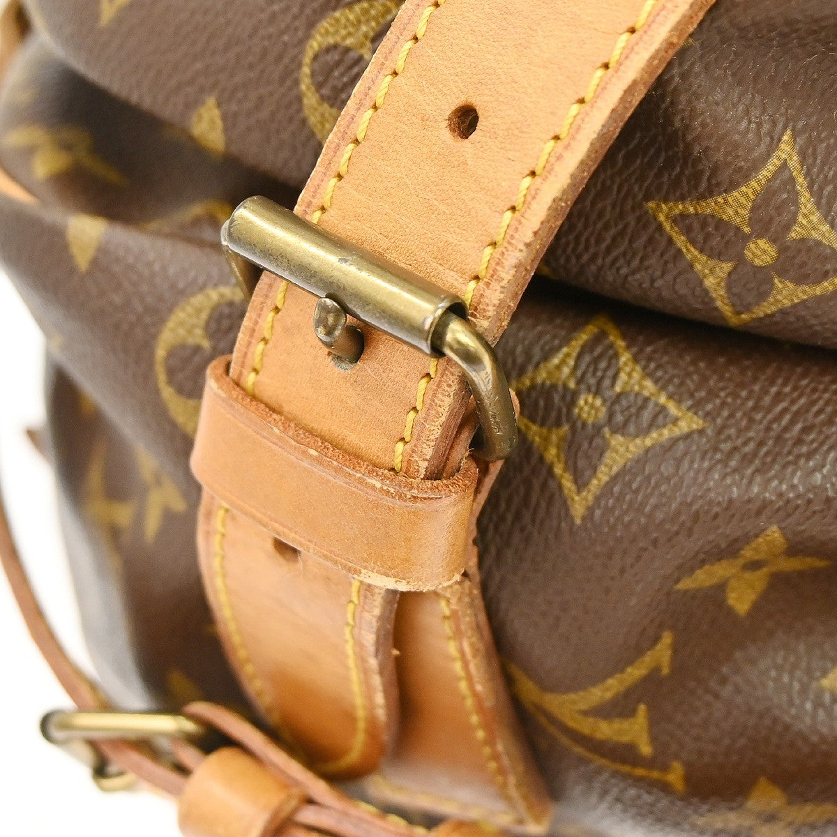 Louis Vuitton Saumur Monogram Canvas Brown Canvas Shoulder Bag Bag (Pre-Owned)