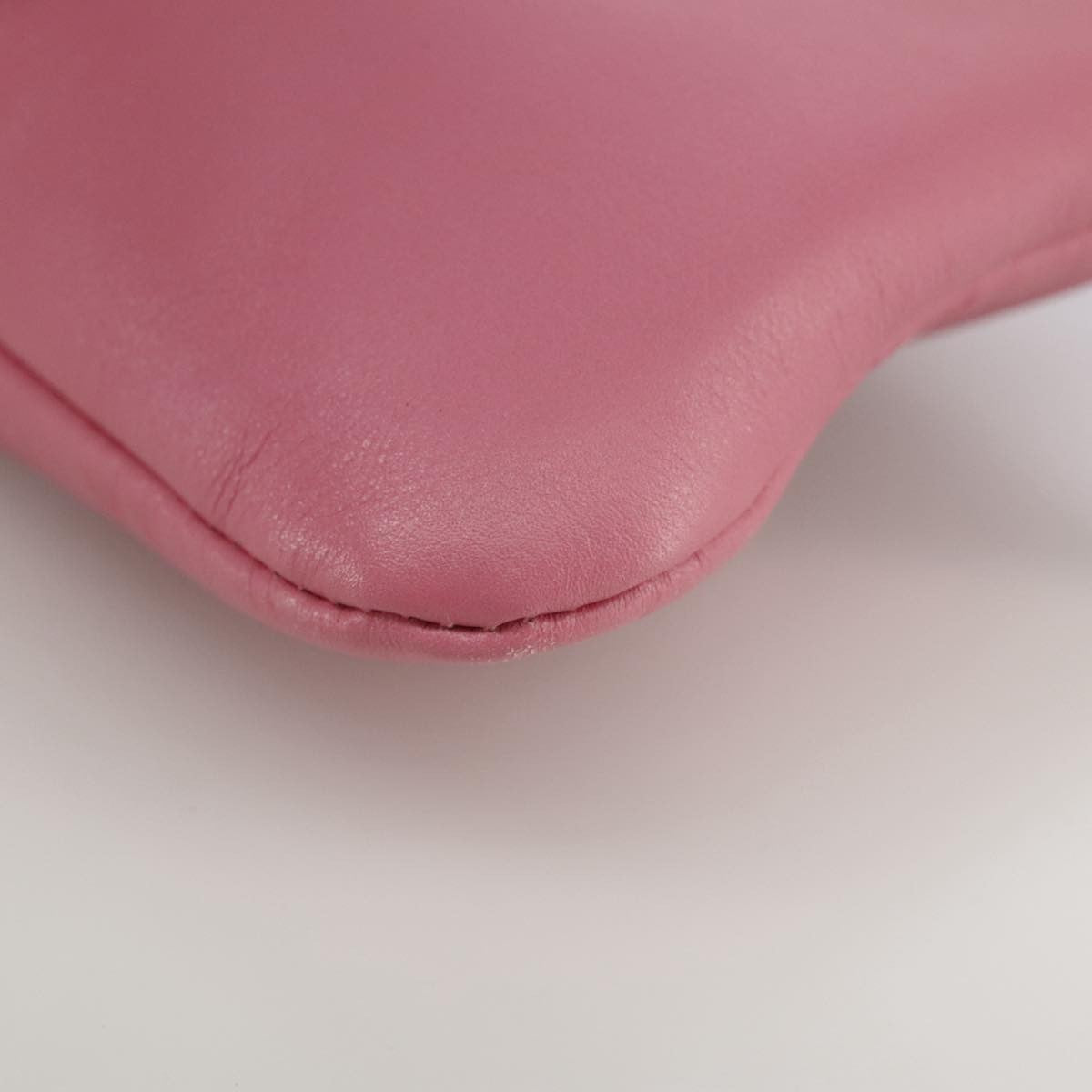 Valentino Garavani Pochette Leather Pink Leather Clutche & Pouche Bag (Pre-Owned)