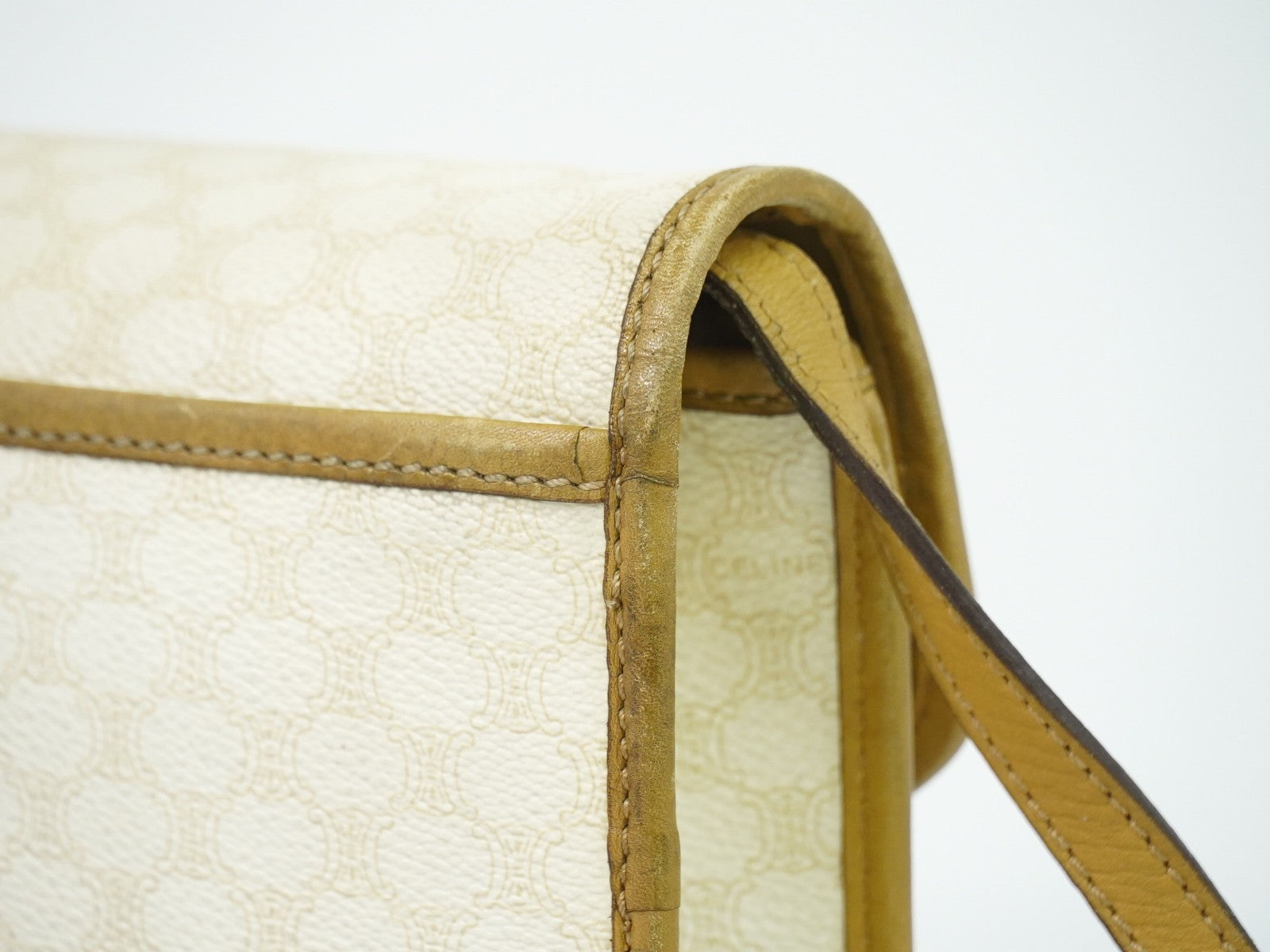 Celine Flap Shoulder Canvas Beige Canvas Shoulder Bag Bag (Pre-Owned)