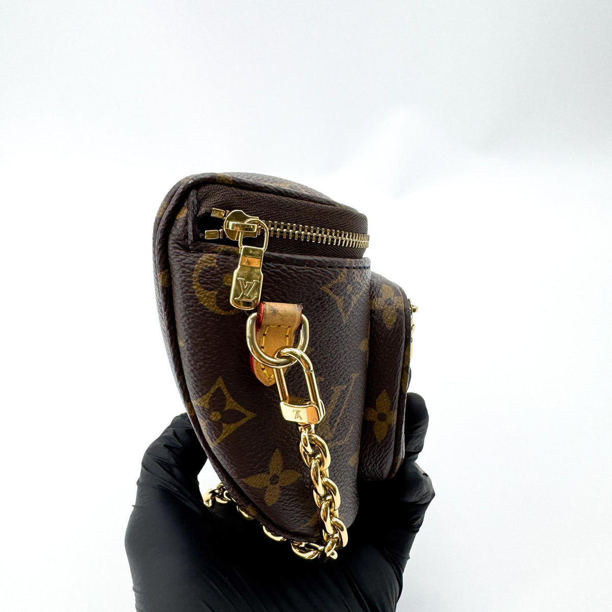 Louis Vuitton Bum Monogram Canvas Brown Canvas Clutche & Pouche Bag (Pre-Owned)