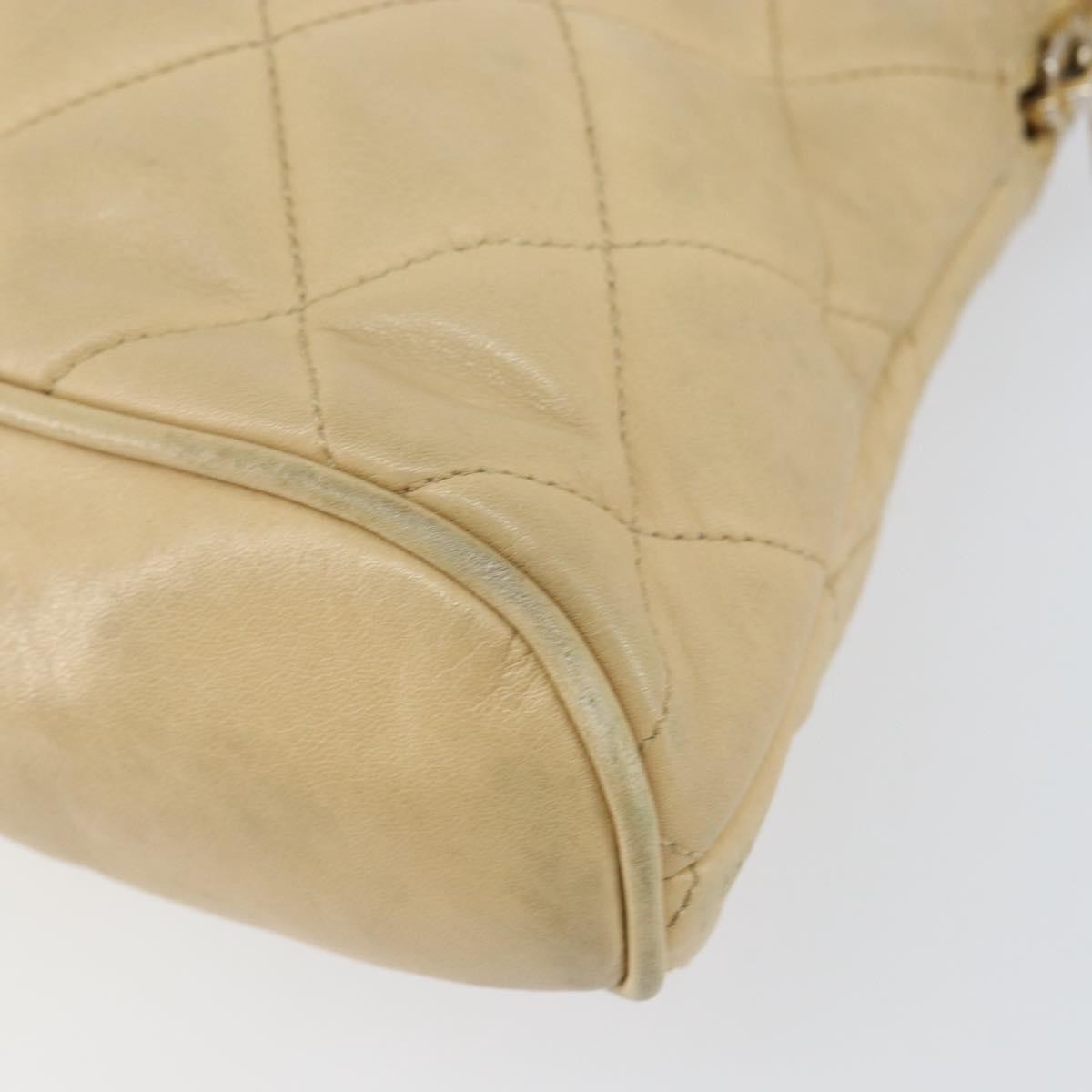 Chanel Vintaghe Chain Quilted Caviar Beige Leather Shoulder Bag Bag (Pre-Owned)
