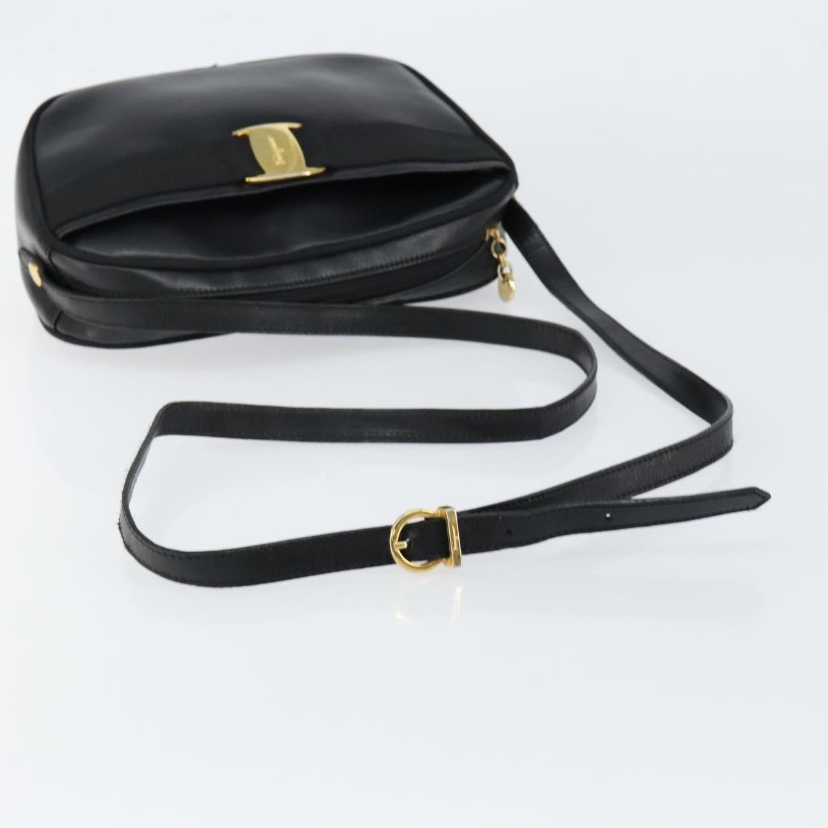 Salvatore Ferragamo Vala Leather Black Leather Shoulder Bag Bag (Pre-Owned)