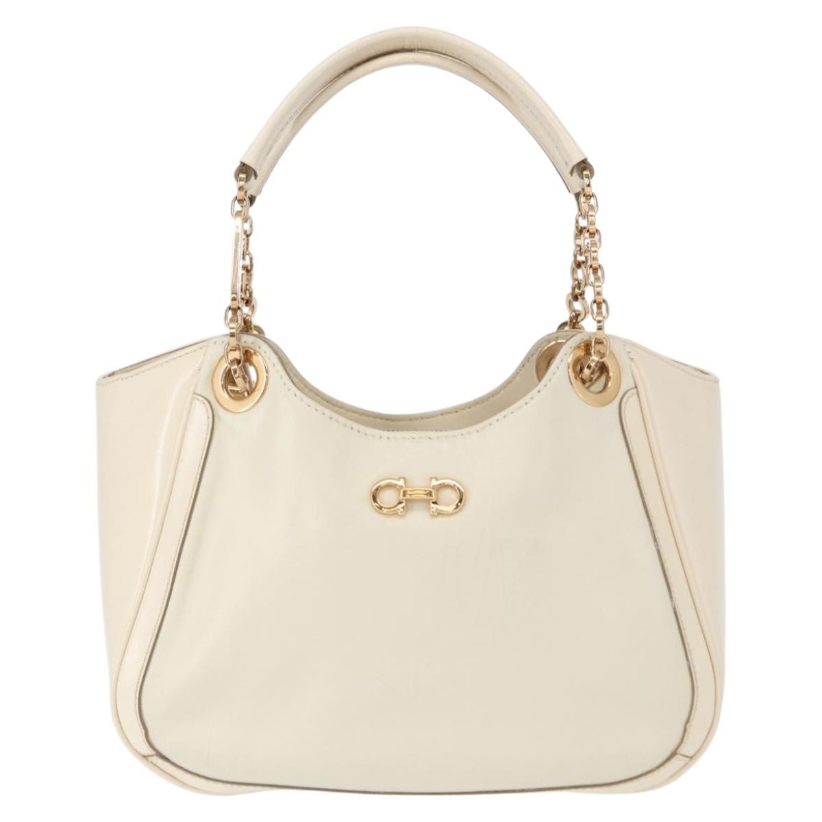 Salvatore Ferragamo Betulla Chain Tote Leather White Leather Handbag (Pre-Owned)