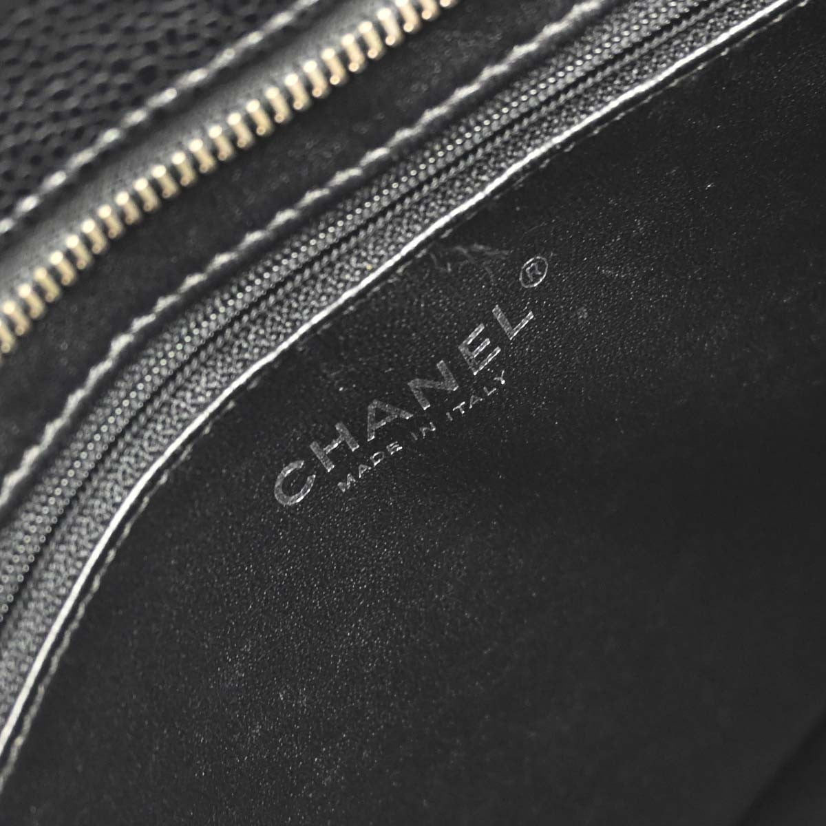 Chanel Medallion Tote Quilted Caviar Black Leather Tote Bag Bag (Pre-Owned)