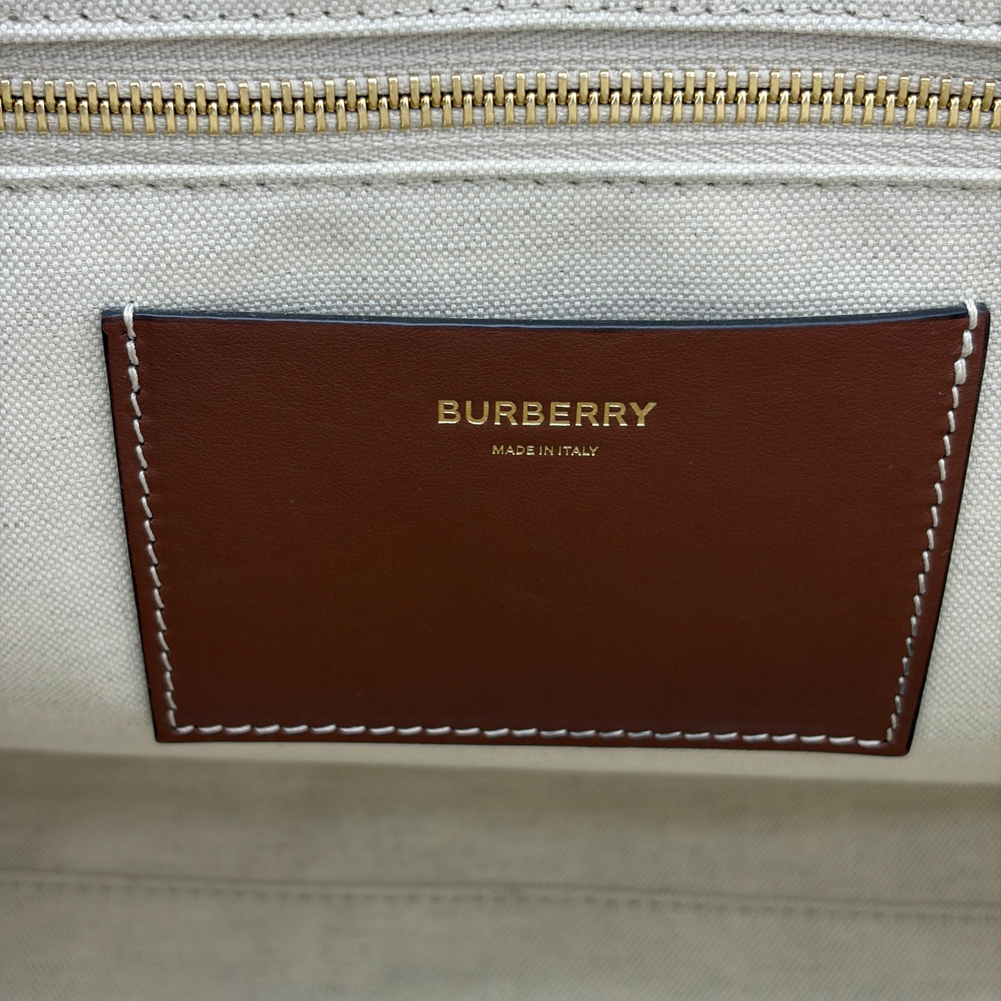 Burberry Freya Shopping Canvas With Leather Beige Canvas Tote Bag Bag (Pre-Owned)