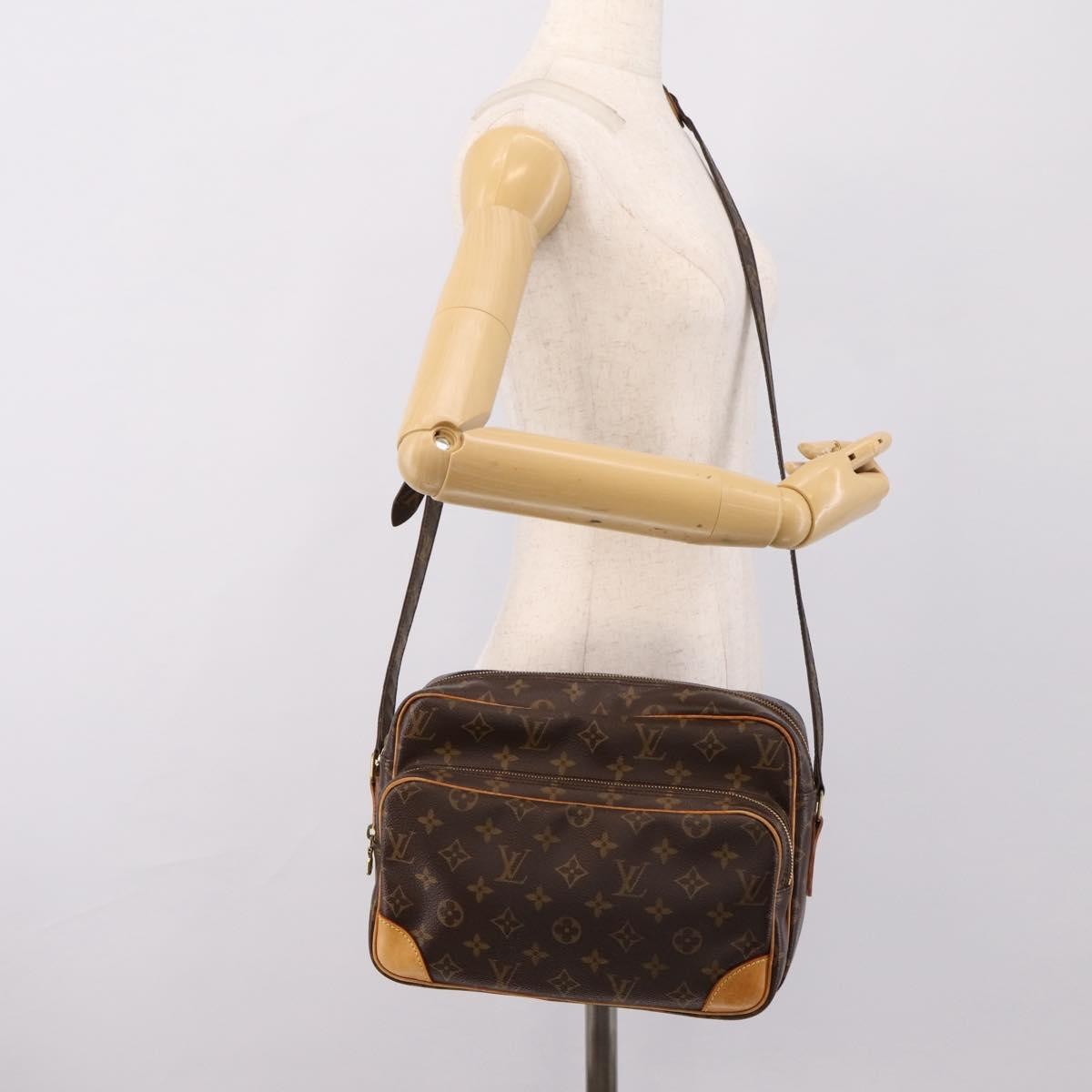 Louis Vuitton Nil Shoulder Bag Monogram Canvas Brown Canvas Shoulder Bag Bag (Pre-Owned)