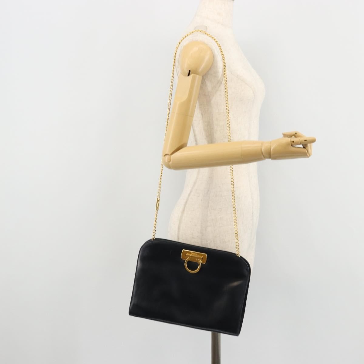 Salvatore Ferragamo Vintage Gancini Chain Leather Navy Leather Shoulder Bag Bag (Pre-Owned)