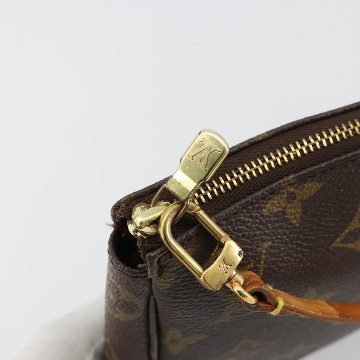 Louis Vuitton Pochette Accessoires Nm Monogram Canvas Brown Canvas Clutche & Pouche Bag (Pre-Owned)