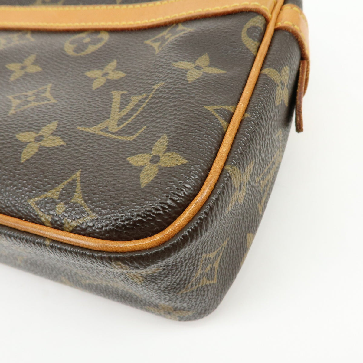 Louis Vuitton Compiegne Cosmetic Monogram Canvas Brown Canvas Toiletry Case Accessory (Pre-Owned)