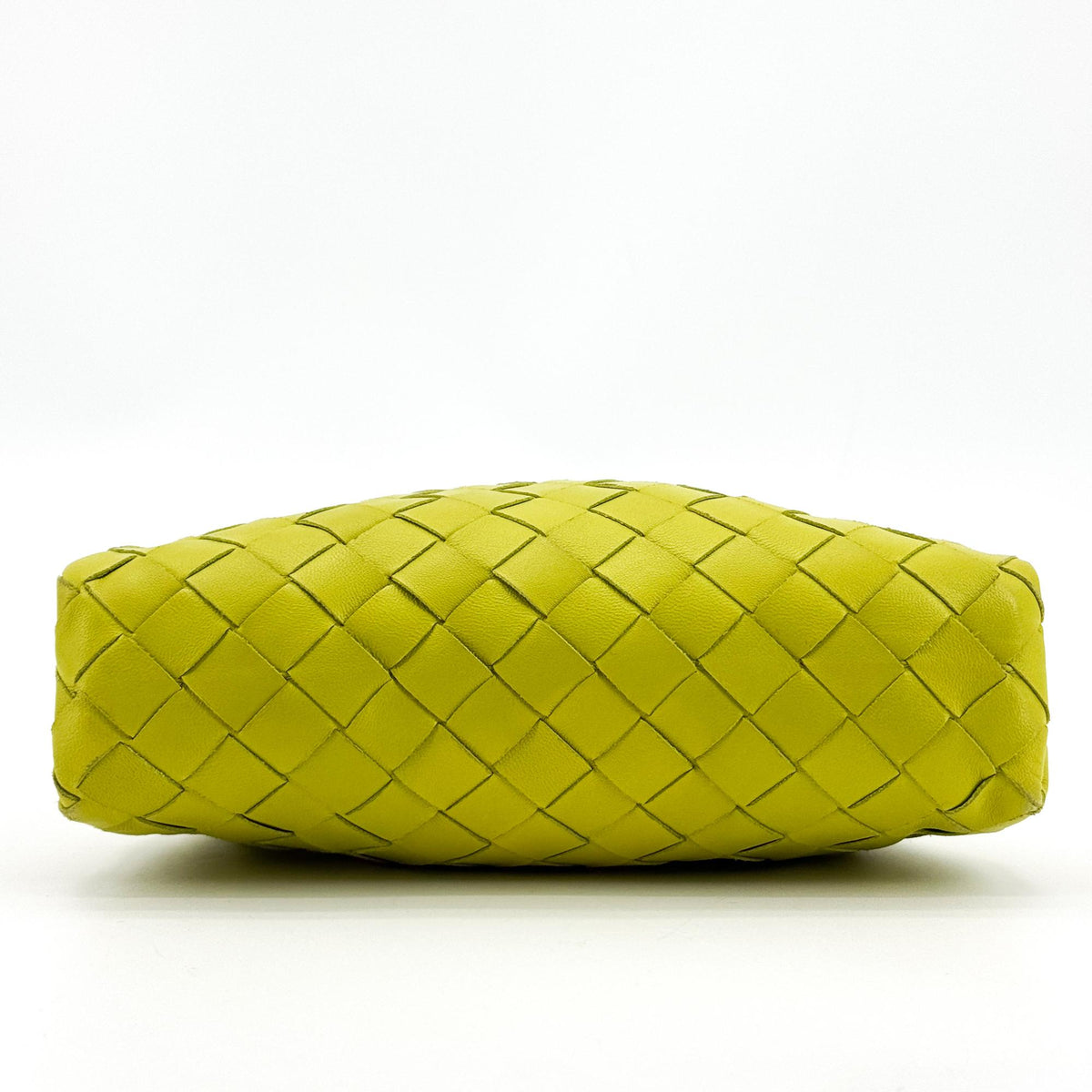 Bottega Veneta The Pouch Intrecciato Nappa Green Leather Clutche & Pouche Bag (Pre-Owned)