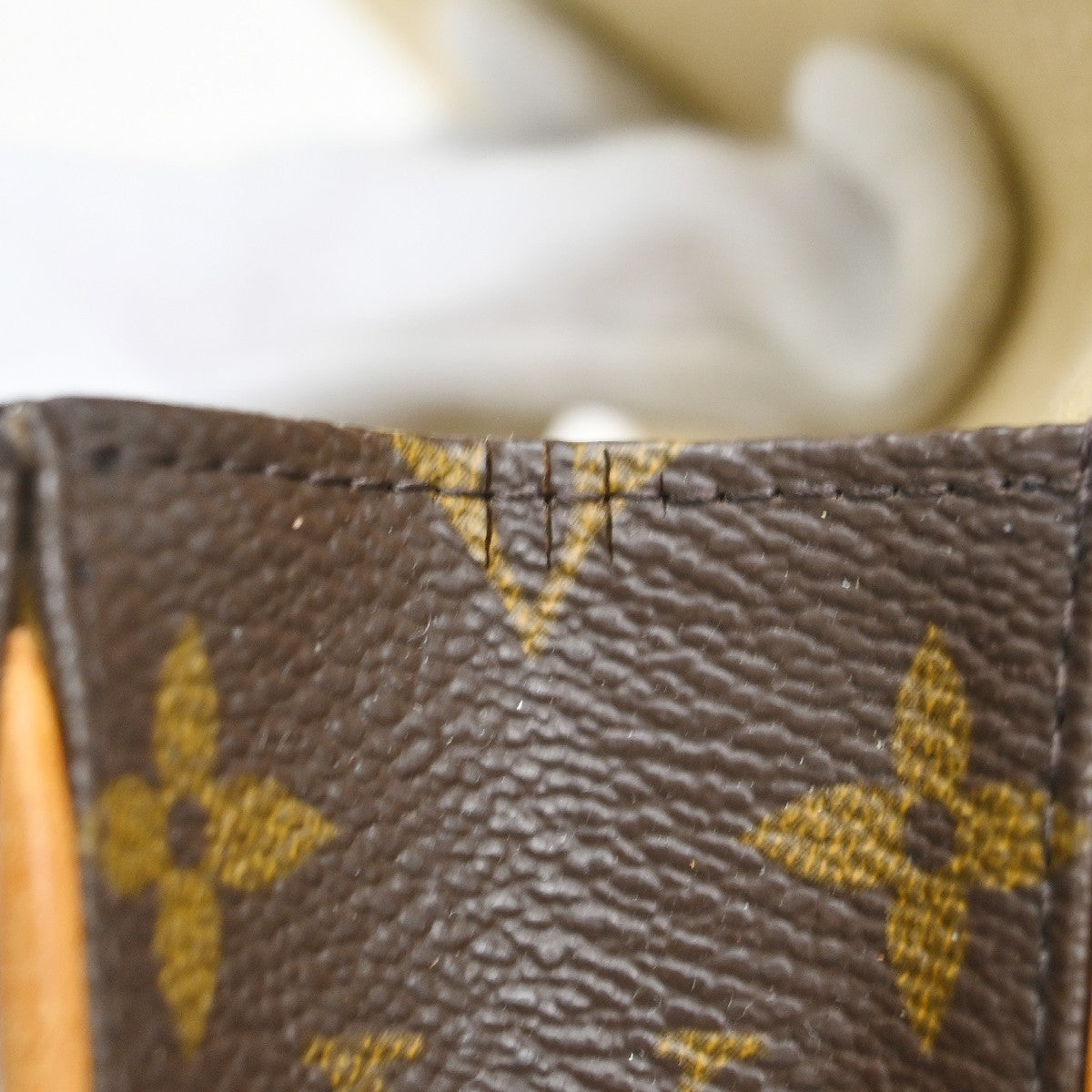 Louis Vuitton Florentine Canvas Brown Canvas Clutche & Pouche Bag (Pre-Owned)
