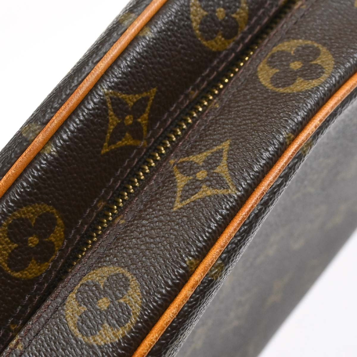 Louis Vuitton Blois Monogram Canvas Brown Canvas Shoulder Bag Bag (Pre-Owned)