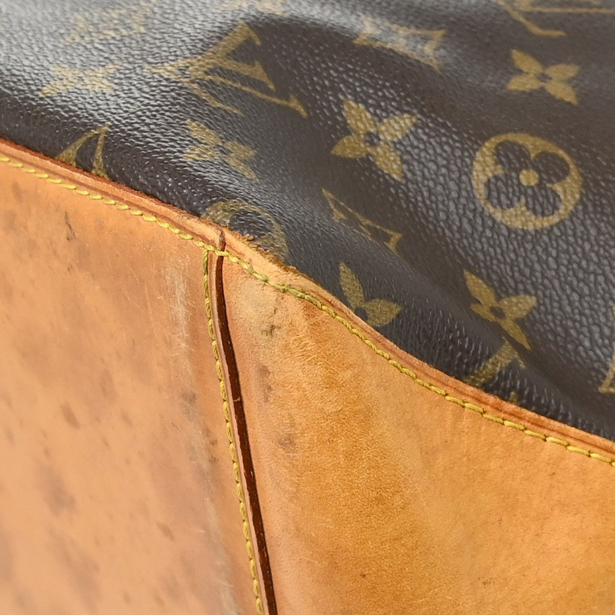 Louis Vuitton Cabas Mezzo Monogram Canvas Brown Canvas Tote Bag Bag (Pre-Owned)