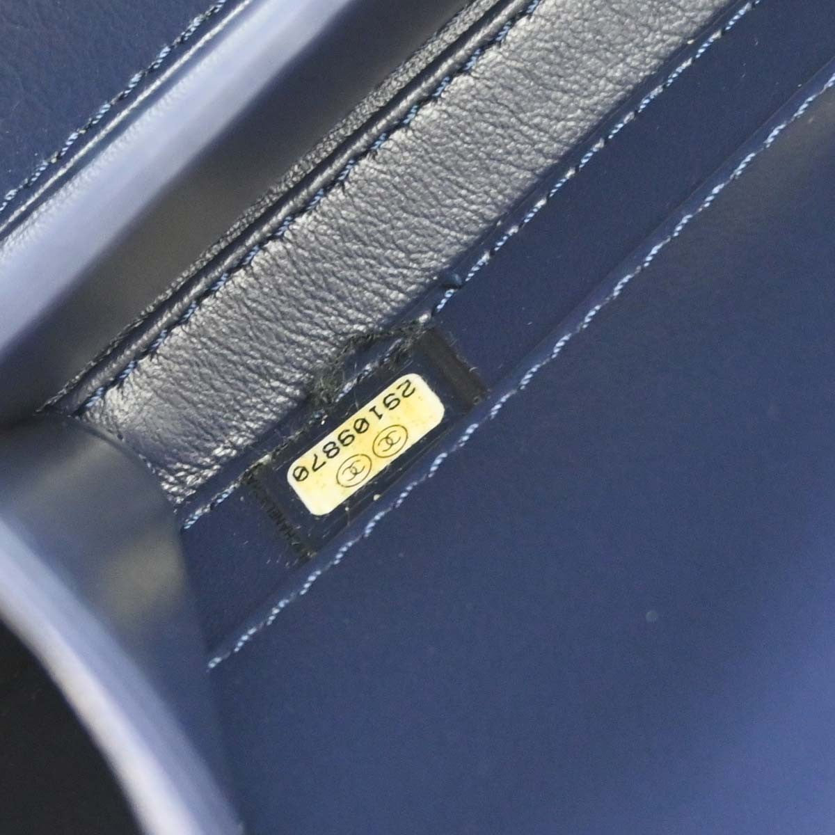 Chanel Filigree Vanity Case Quilted Caviar Navy Calfskin Clutche & Pouche Bag (Pre-Owned)