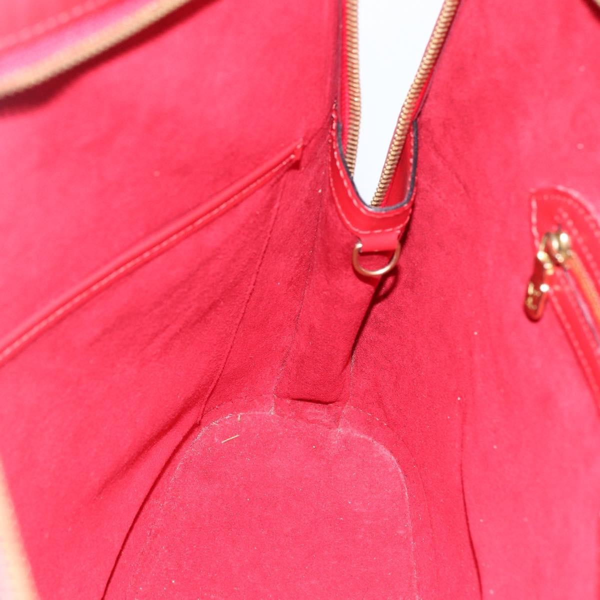Louis Vuitton Lussac Epi Leather Red Leather Shoulder Bag Bag (Pre-Owned)