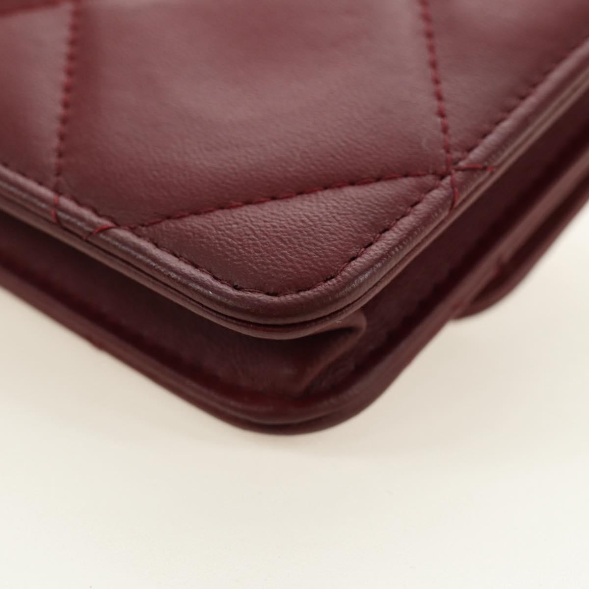 Chanel 19 Wallet On Chain Quilted Lambskin Burgundy Leather Shoulder Bag Bag (Pre-Owned)
