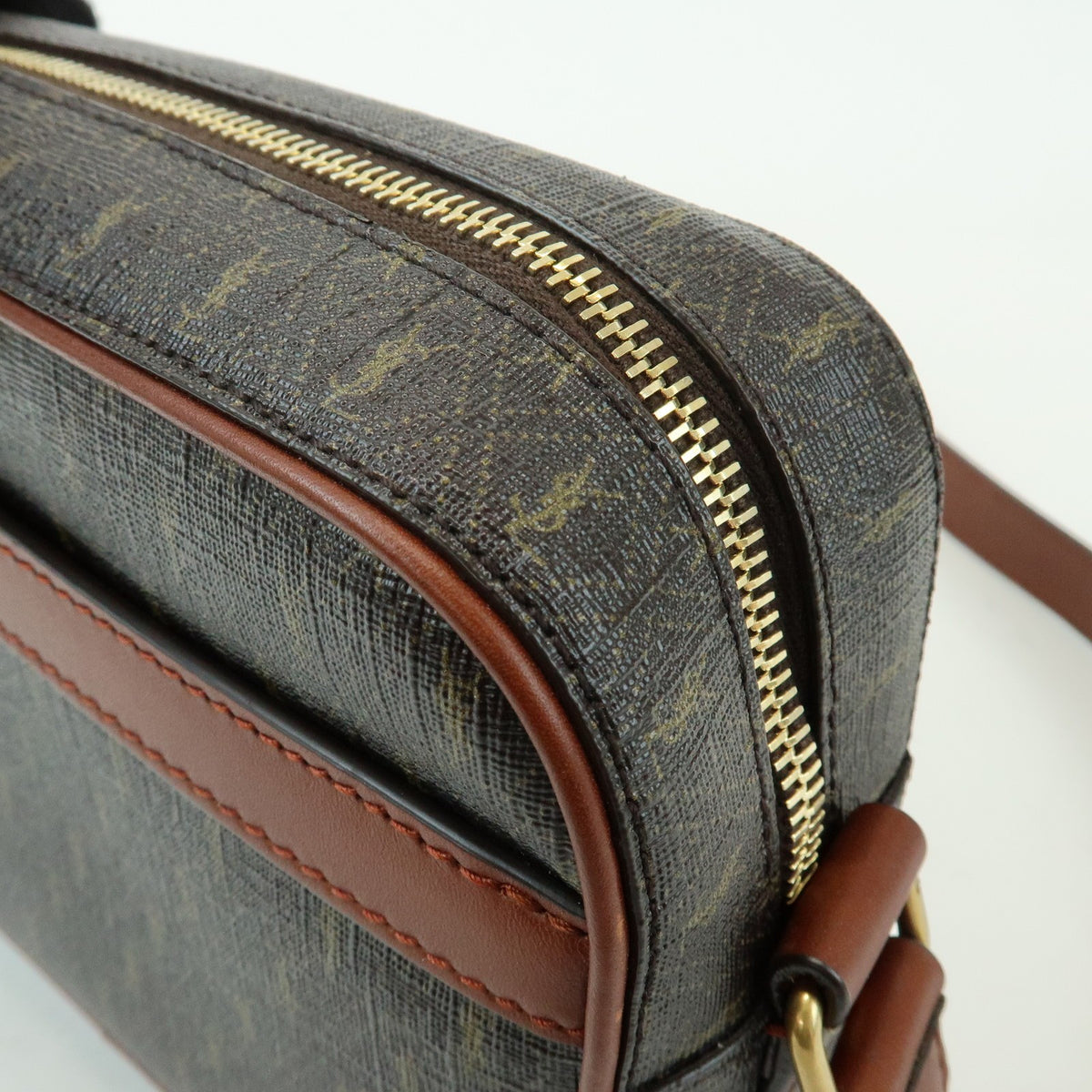 Saint Laurent Le Monogramme Camera Monogram All Over Coated Canvas And Leather Brown Canvas Handbag (Pre-Owned)