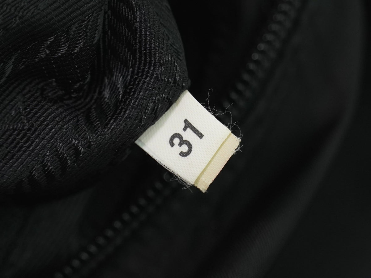 Prada Zip Buckle Messenger Tessuto Black Nylon Shoulder Bag Bag (Pre-Owned)