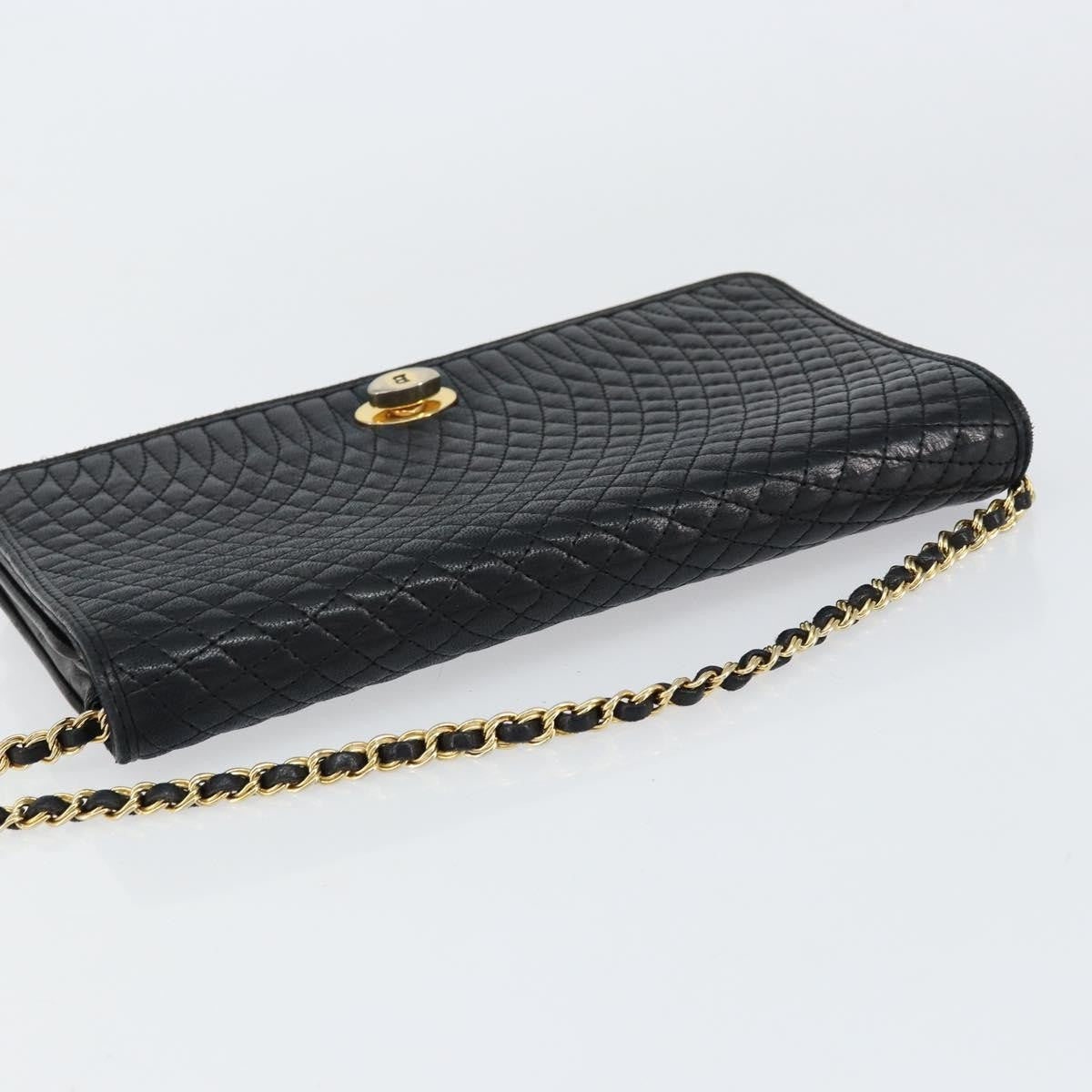 Bally Vintage Chain Quilted Leather Black Leather Shoulder Bag Bag (Pre-Owned)