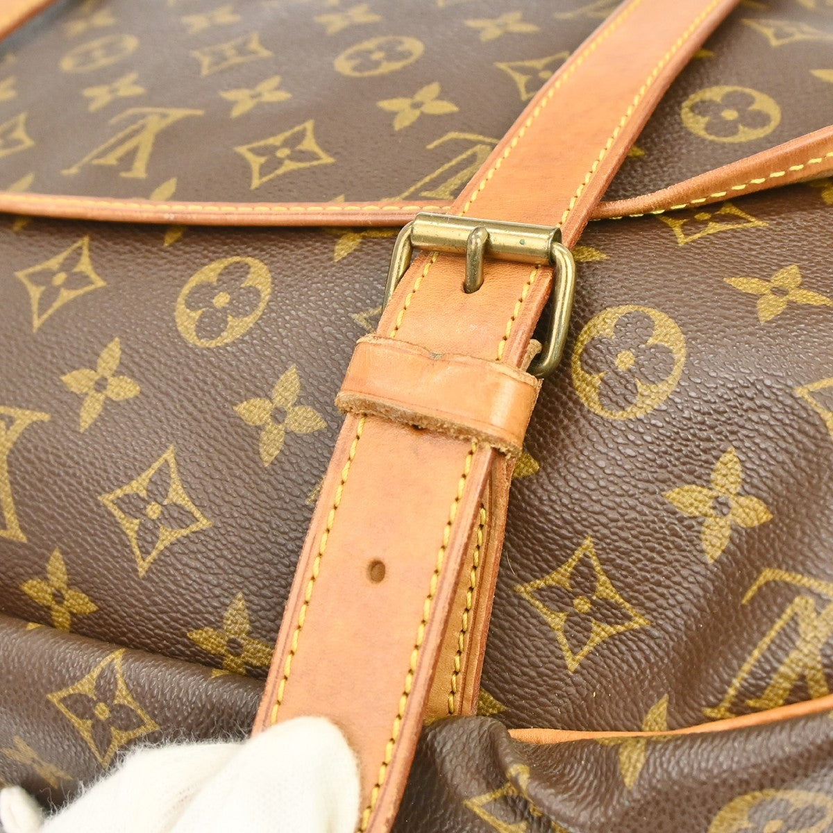 Louis Vuitton Saumur Monogram Canvas Brown Canvas Shoulder Bag Bag (Pre-Owned)