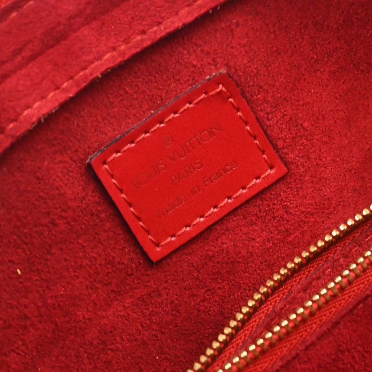 Louis Vuitton Pont Neuf Epi Red Leather Handbag (Pre-Owned)