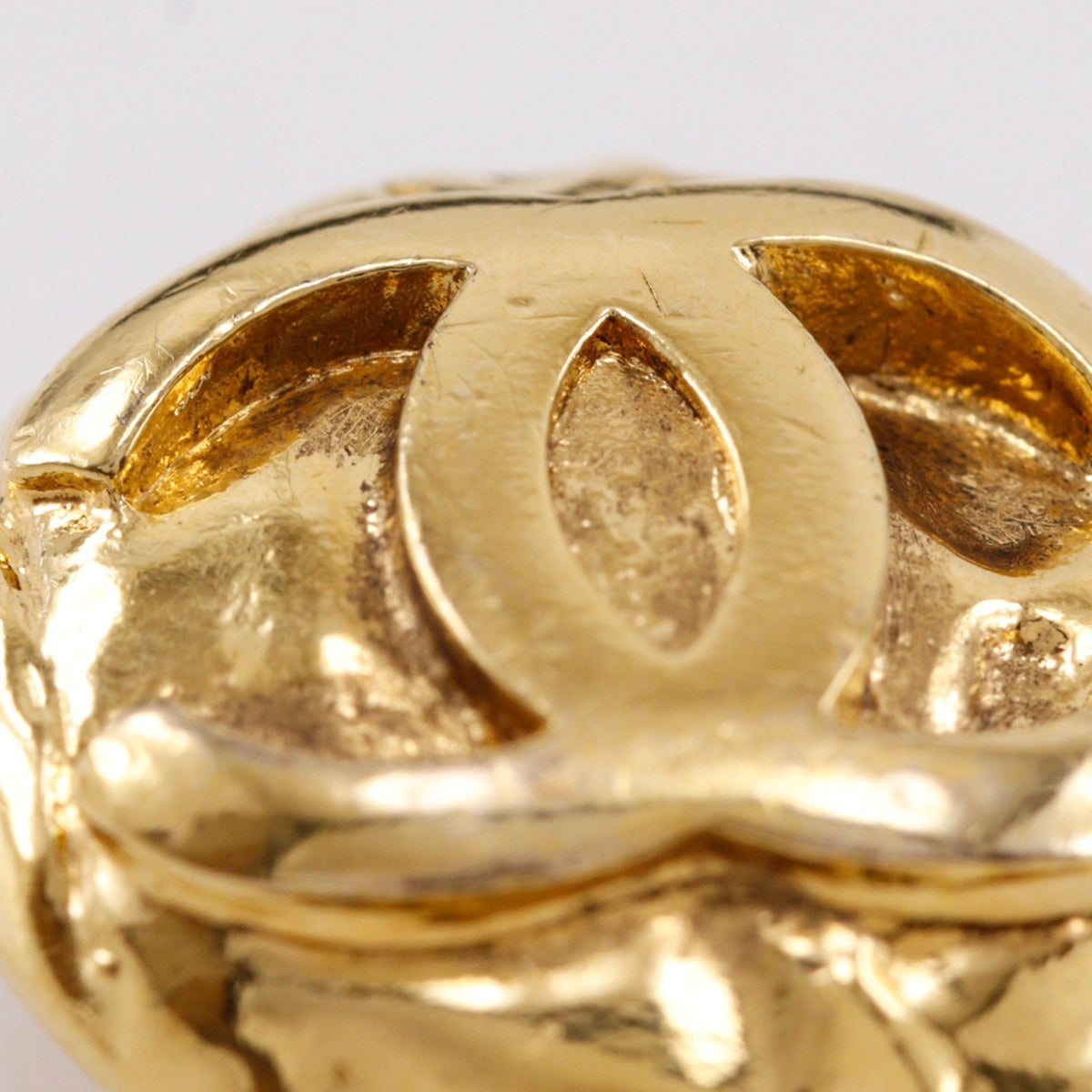 Chanel Vintage Cc Clip-On Metal Gold Gold_Plated Earrings Jewelry (Pre-Owned)
