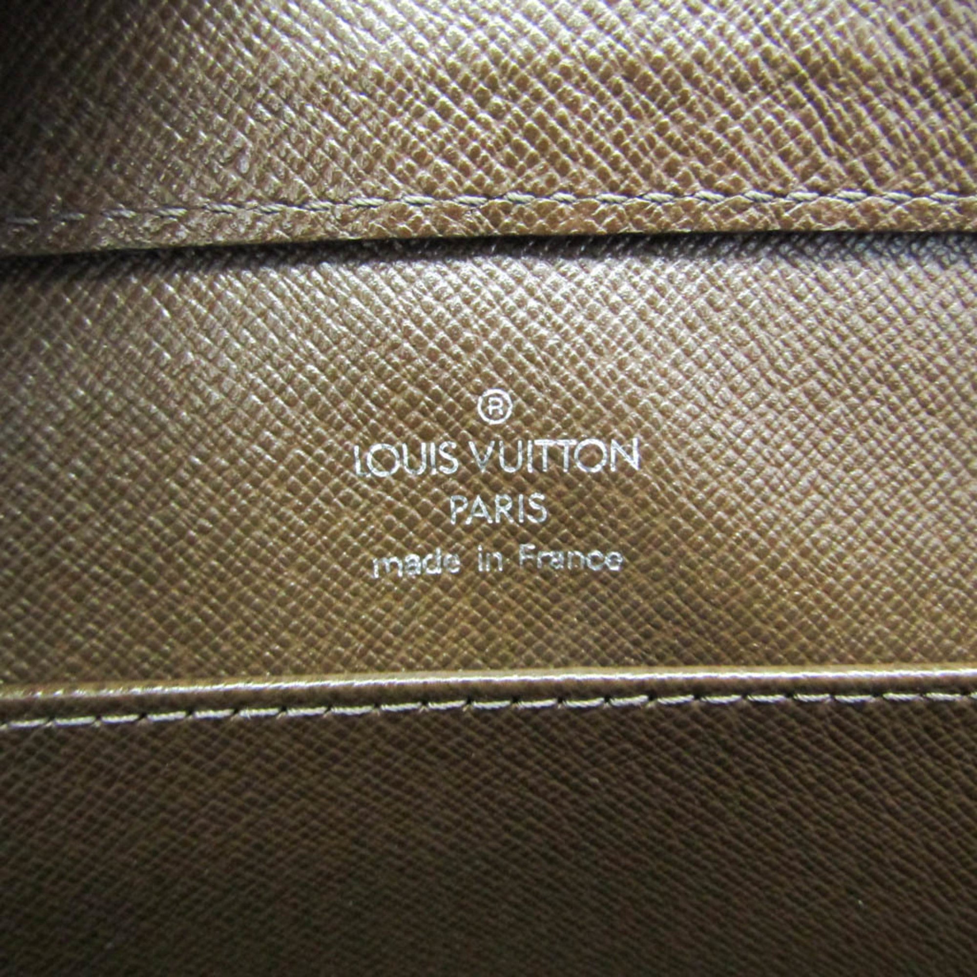 Louis Vuitton Pochette Baikal Clutch Taiga Leather Gray Leather Clutche & Pouche Bag (Pre-Owned)