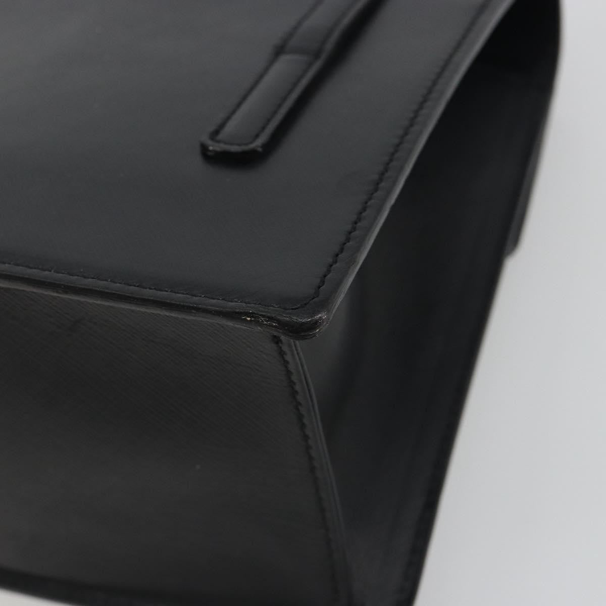 Burberry Vintage Leather Black Leather Handbag (Pre-Owned)