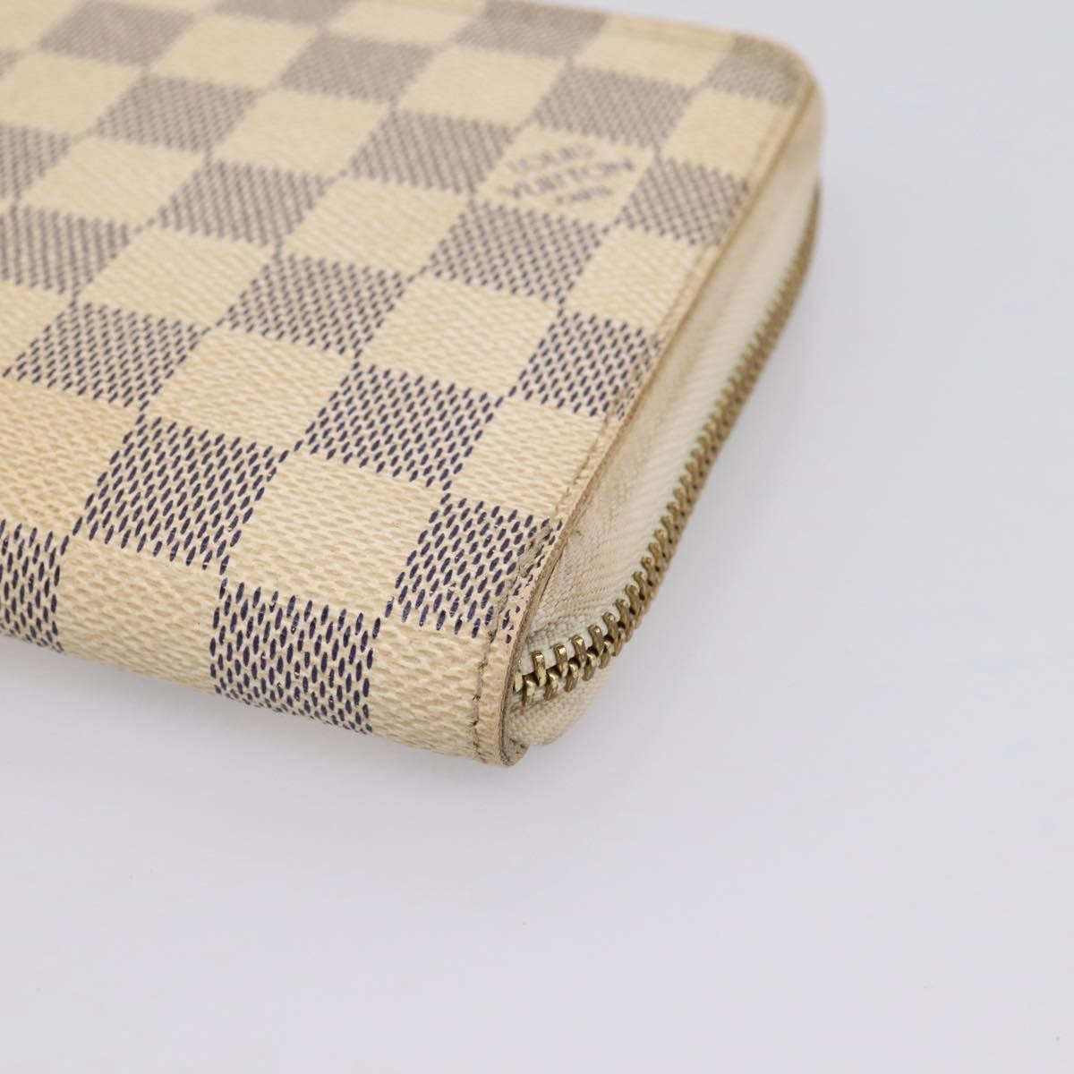 Louis Vuitton Zippy Organizer Damier White Canvas Wallets Accessory (Pre-Owned)