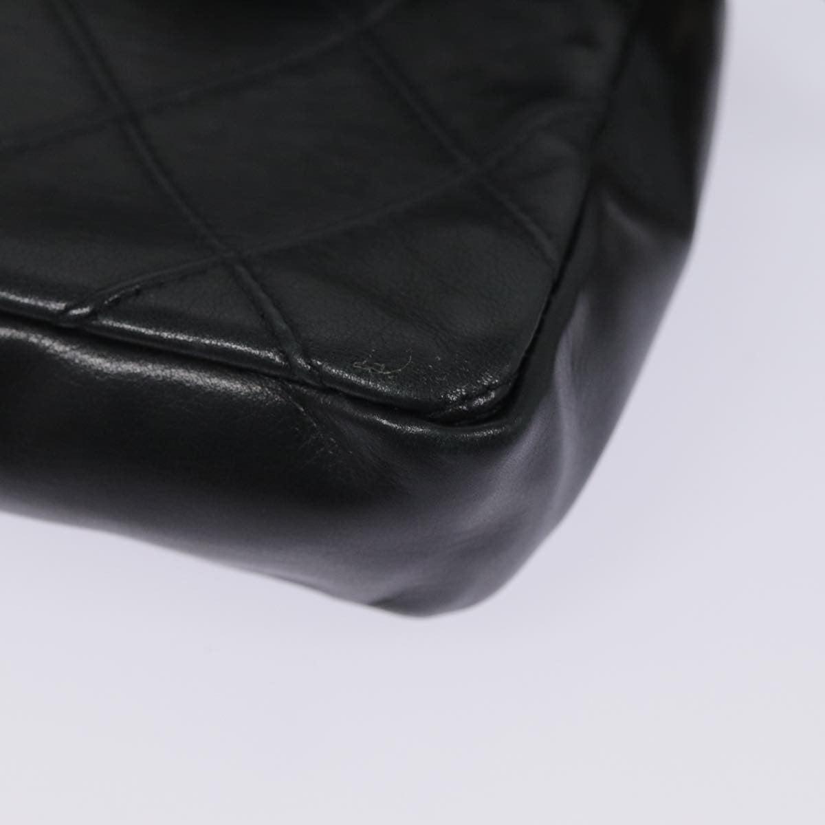 Chanel Vintage Flap Belt Quilted Leather Black Leather Clutche & Pouche Bag (Pre-Owned)
