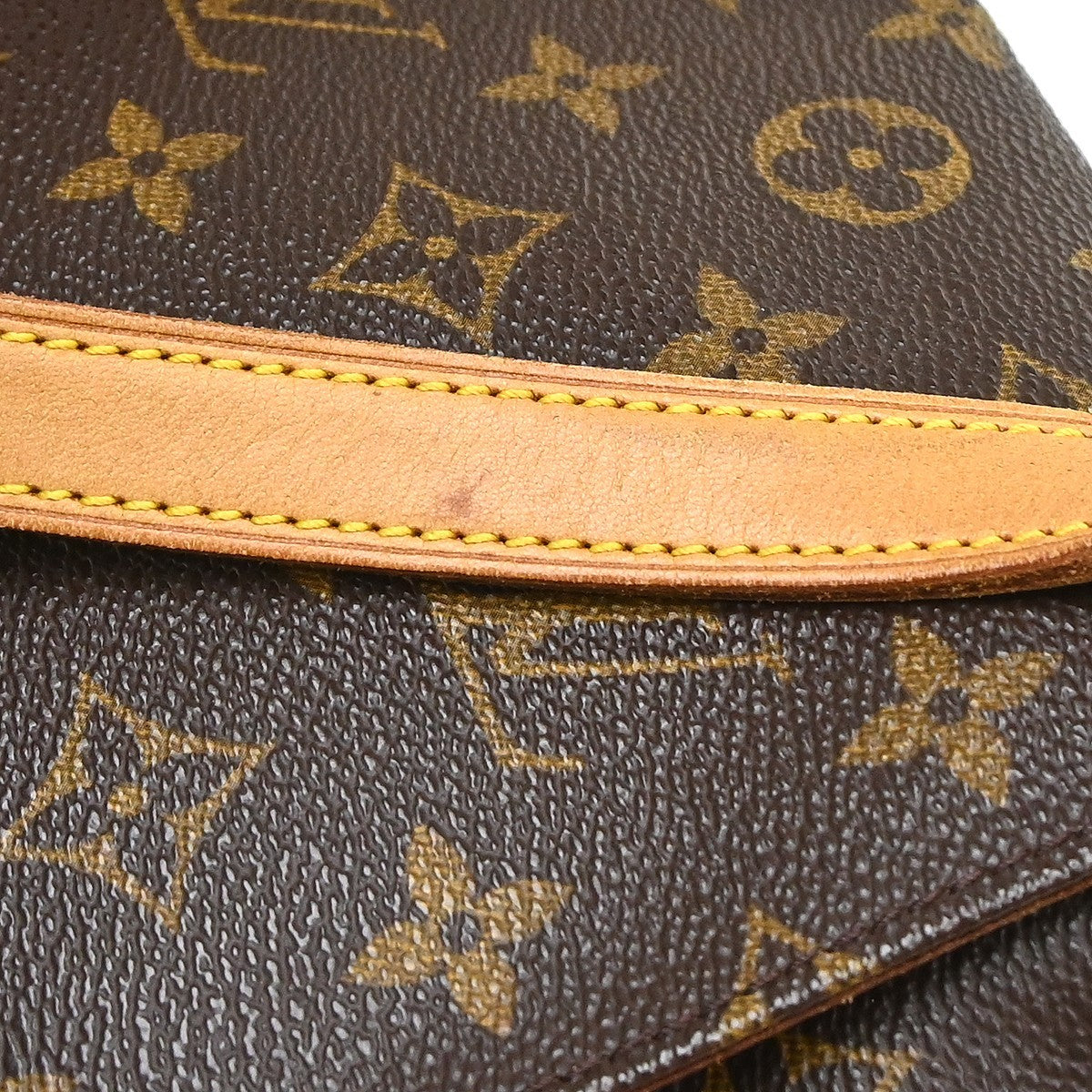 Louis Vuitton Musette Tango Monogram Canvas Brown Canvas Shoulder Bag Bag (Pre-Owned)