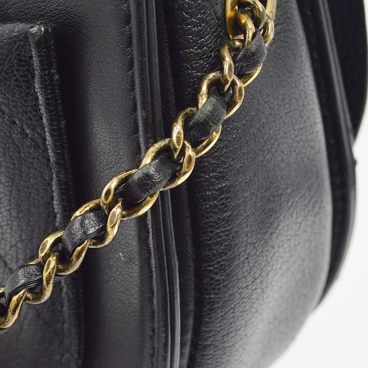 Chanel Coco Curve Flap Messenger Calfskin And Quilted Goatskin Black Leather Crossbody Bag Bag (Pre-Owned)