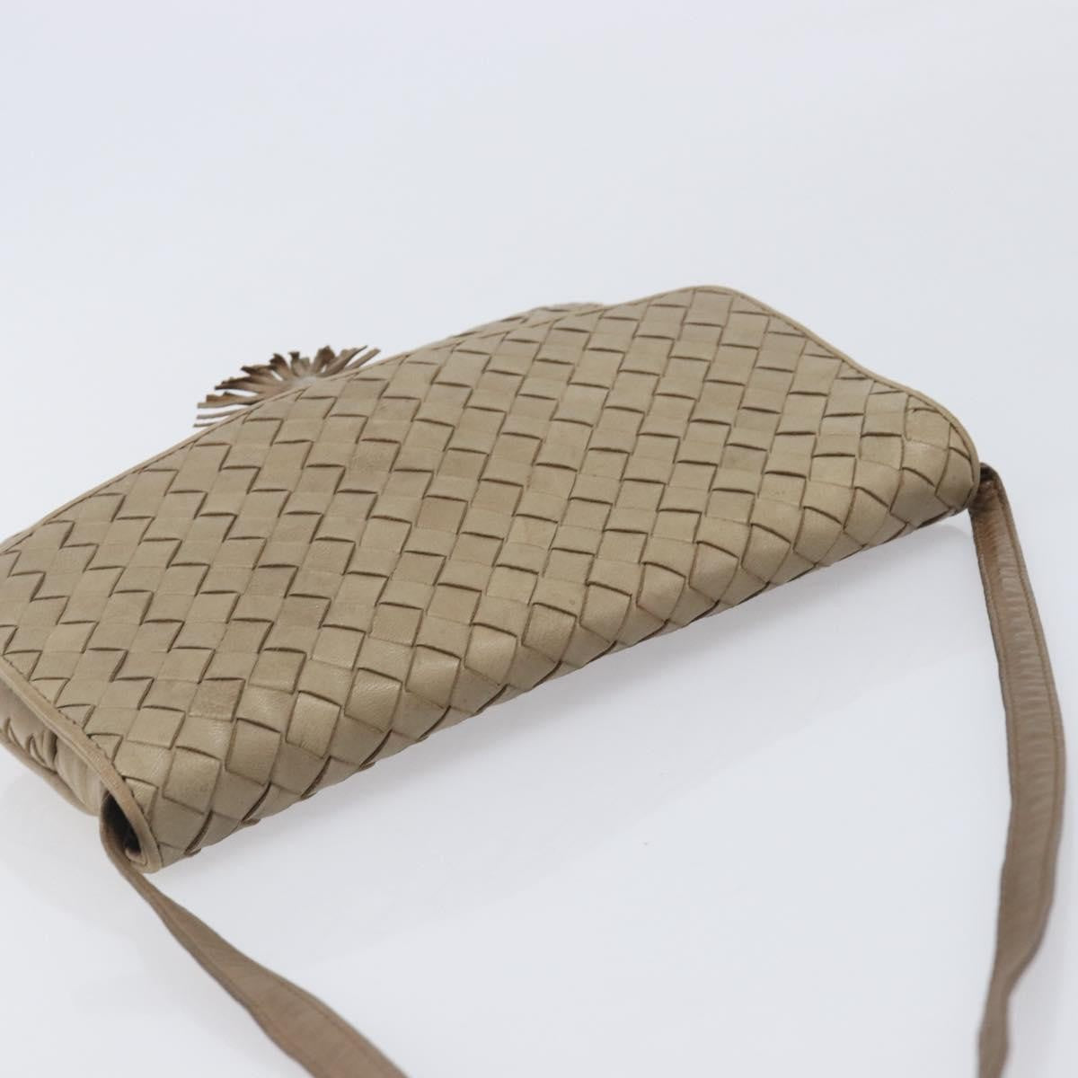 Bottega Veneta Tassel Flap Intrecciato Nappa Beige Leather Crossbody Bag Bag (Pre-Owned)