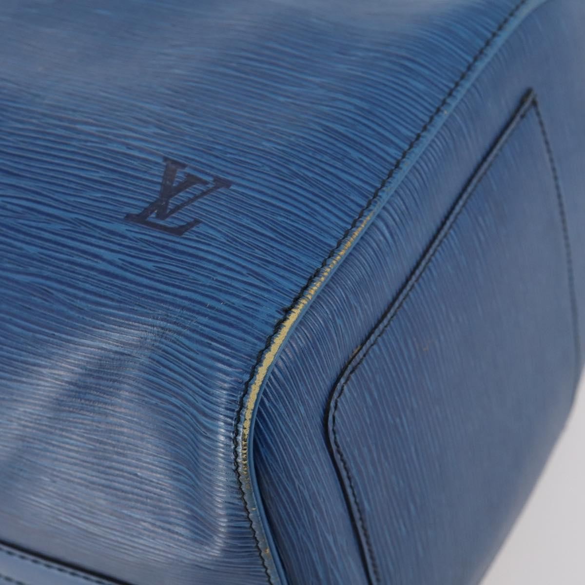 Louis Vuitton Keepall Epi Leather Blue Leather Travel Bag Bag (Pre-Owned)