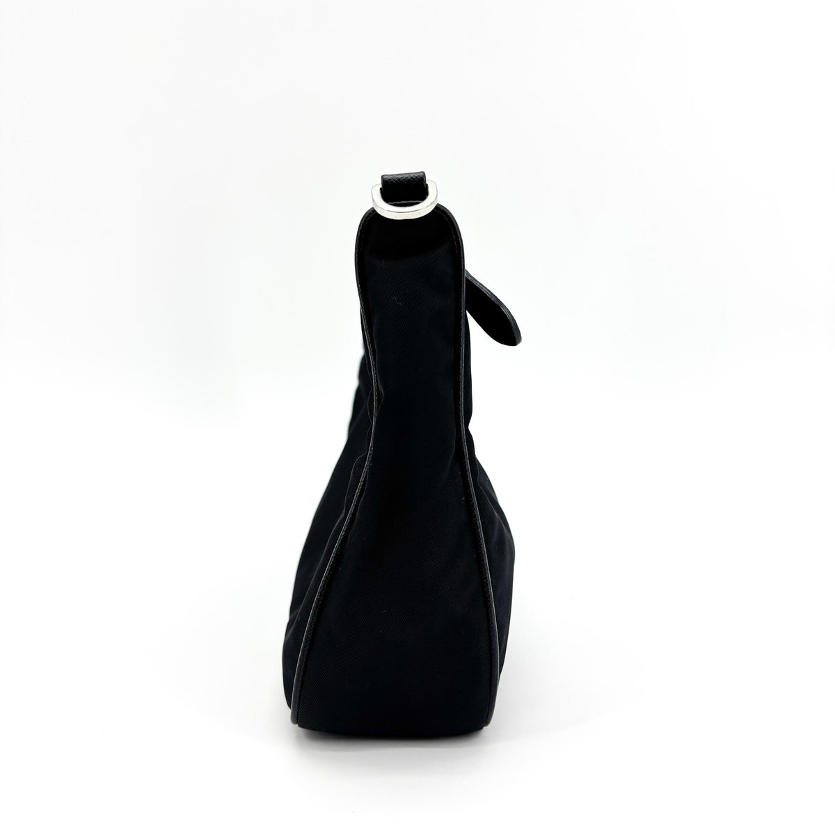 Prada Re-Edition 2005 Tessuto Black Nylon Shoulder Bag Bag (Pre-Owned)