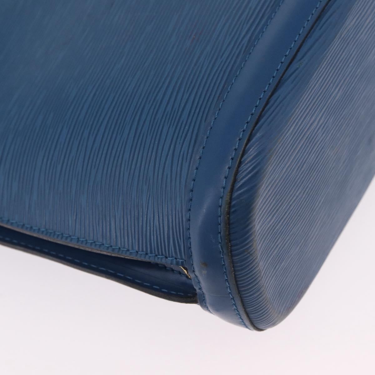Louis Vuitton Lussac Epi Leather Blue Leather Handbag (Pre-Owned)