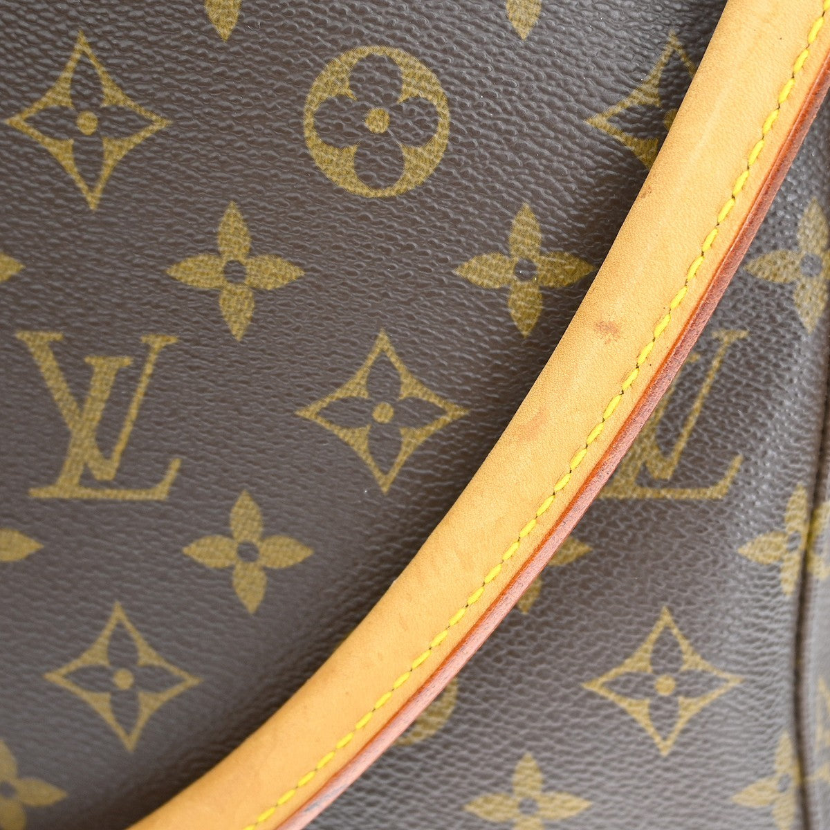 Louis Vuitton Looping Monogram Canvas Brown Canvas Handbag (Pre-Owned)