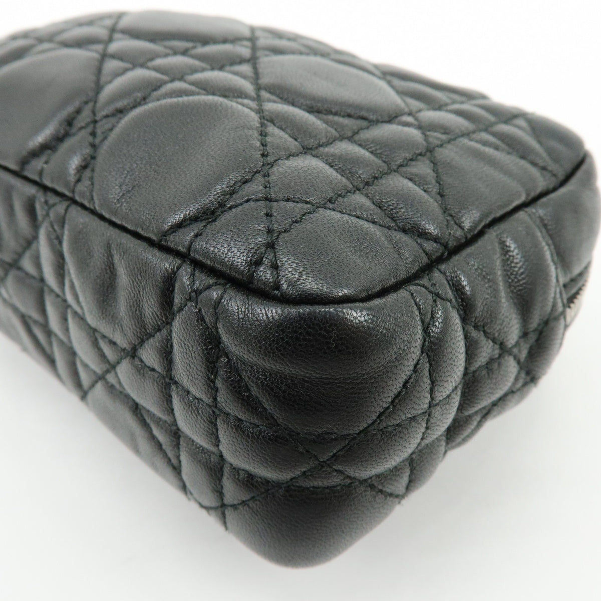 Christian Dior Lady Dior Cannage Quilt Leather Black Leather Wallets Accessory (Pre-Owned)