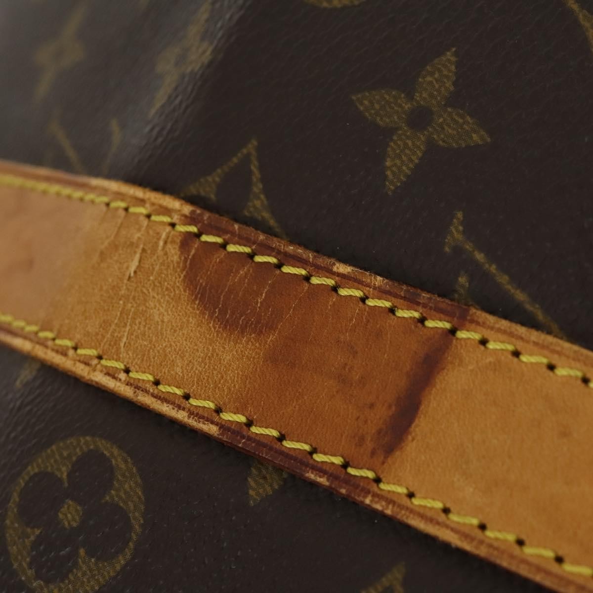 Louis Vuitton Keepall Monogram Canvas Brown Canvas Travel Bag Bag (Pre-Owned)
