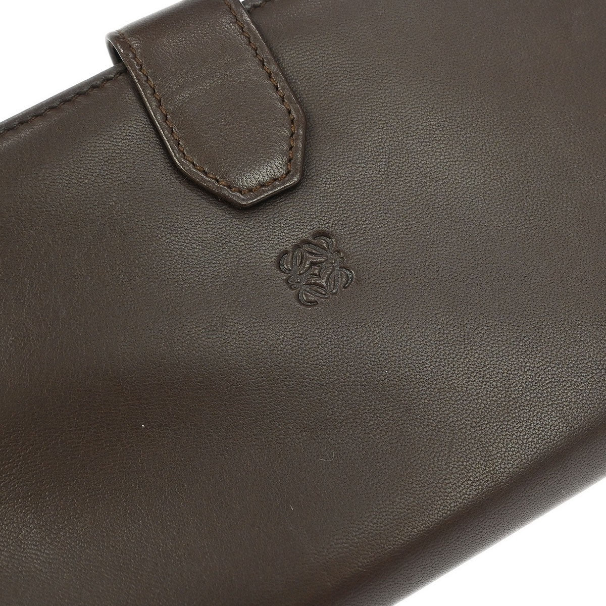 Loewe Anagram Leather Brown Leather Wallets Accessory (Pre-Owned)