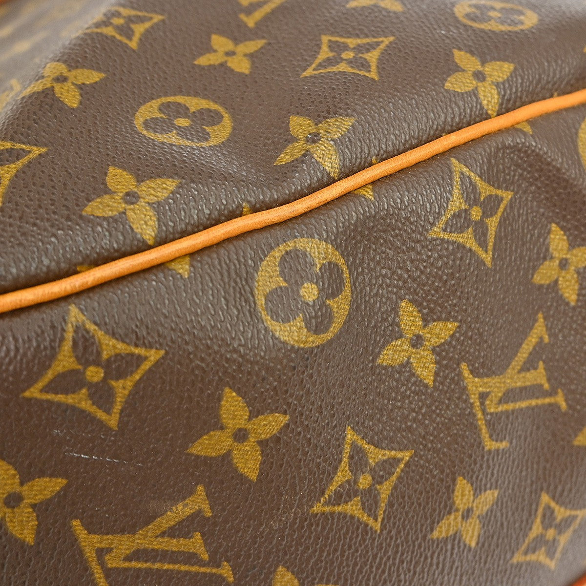 Louis Vuitton Keepall Bandoulière Monogram Brown Canvas Travel Bag Bag (Pre-Owned)