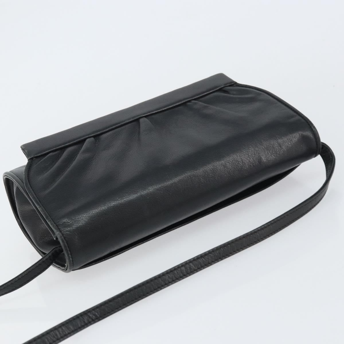 Gucci Vintage Leather Black Leather Shoulder Bag Bag (Pre-Owned)