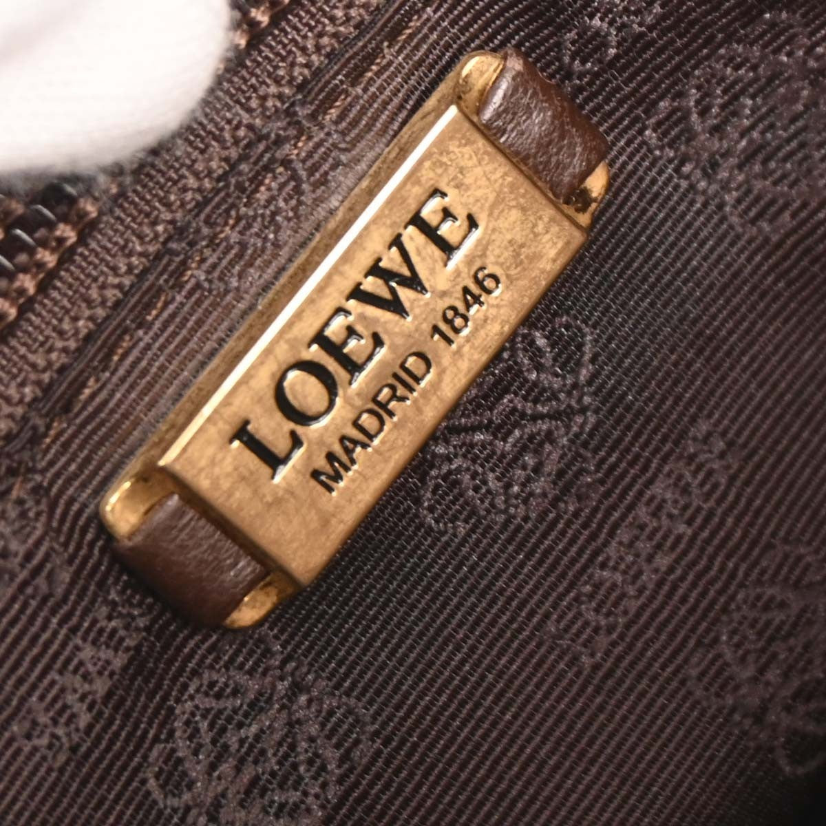 Loewe Anagram Leather Brown Leather Handbag (Pre-Owned)