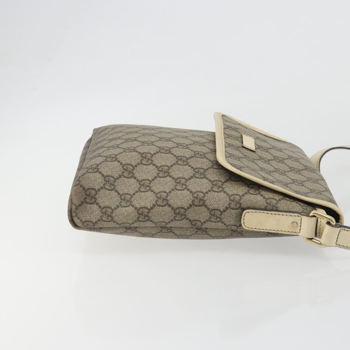 Gucci Flap Messenger Gg Coated Canvas Beige Canvas Shoulder Bag Bag (Pre-Owned)