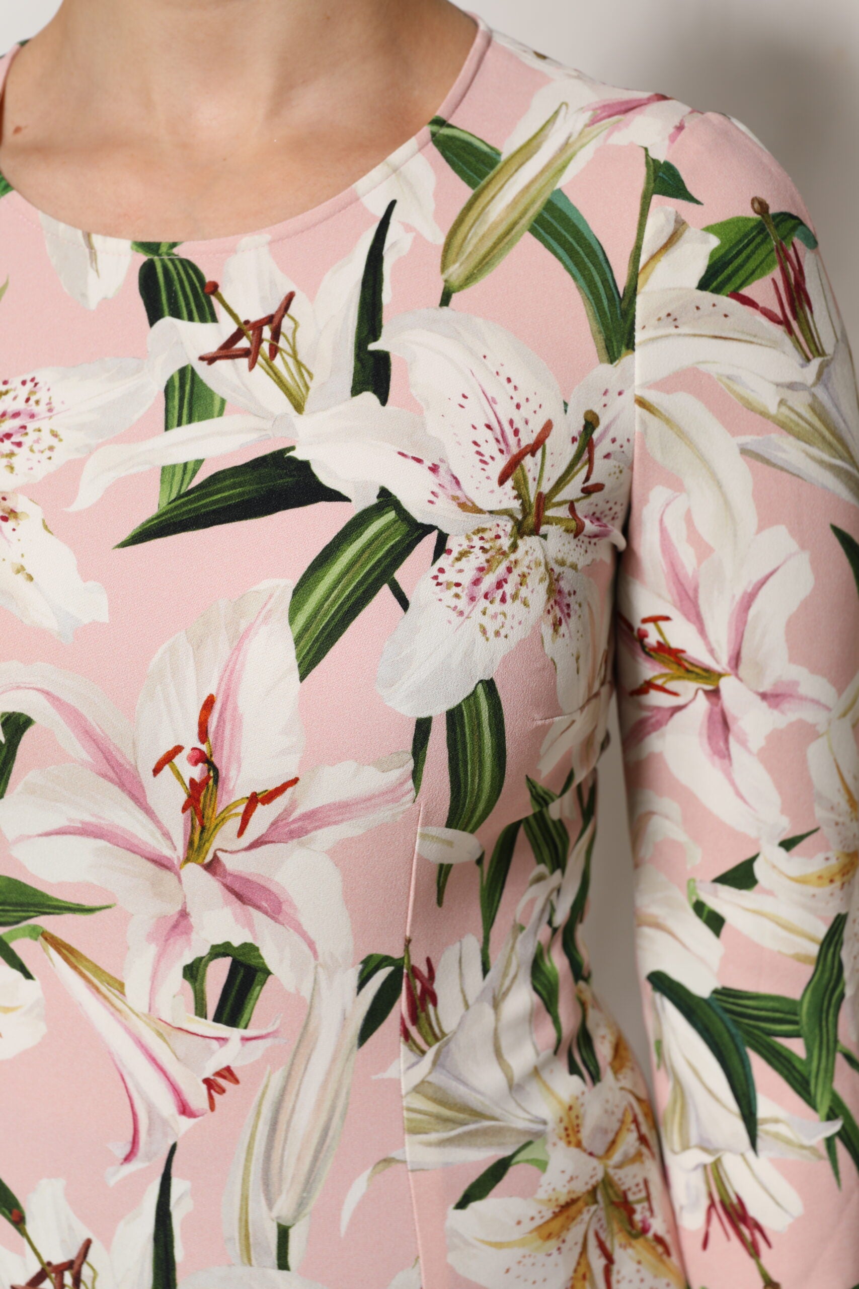 Dolce & Gabbana Pink Lily Print Viscose Round Neck Blouse Women's Top (Pre-Owned)