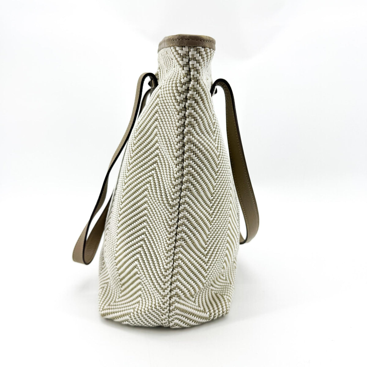 Hermes Chennai Woven Leather And Canvas White Canvas Tote Bag Bag (Pre-Owned)